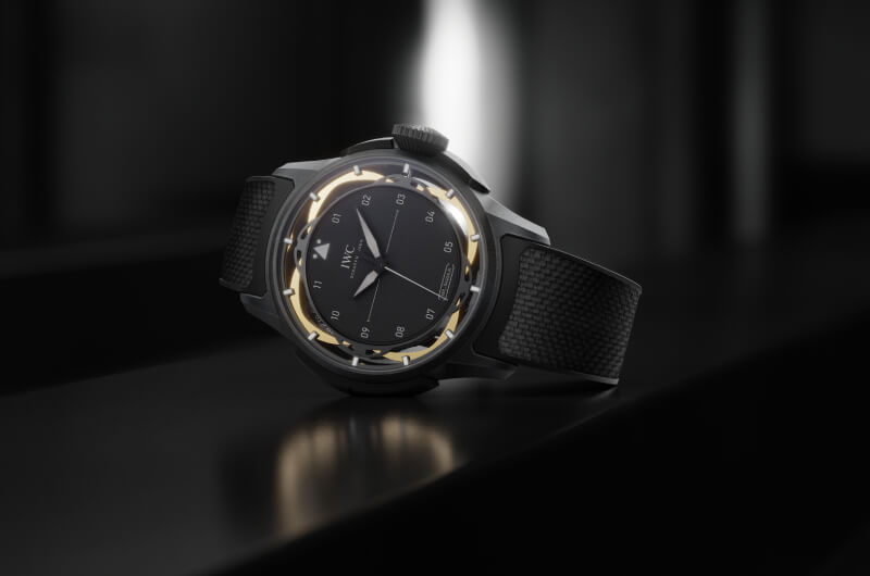 IWC萬國錶推出大型飛行員腕錶 SHOCK ABSORBER XPL