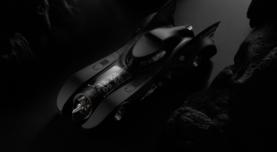 Kross Studio and Warner Bros. Consumer Products team up  to unveil a top-of-the-line Batman collectible: 1989 Batmobile X Kross Studio Desk Clock