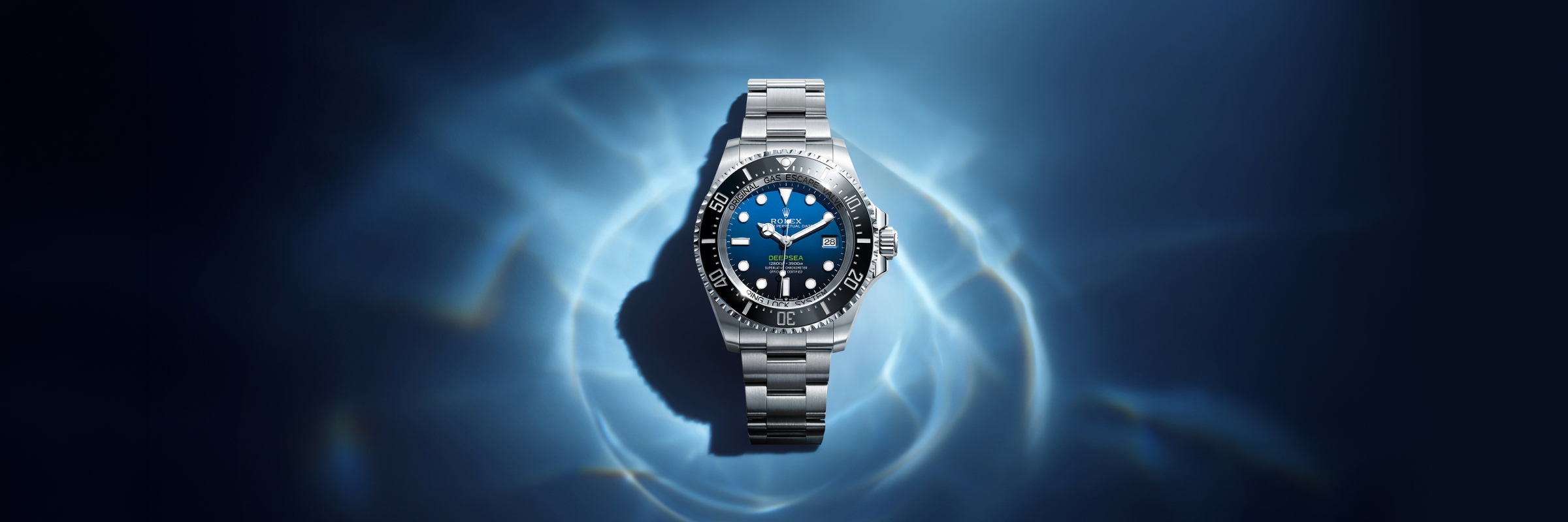 rolex-collection_banner-deepsea-cover-m136660-0005-landscape_2