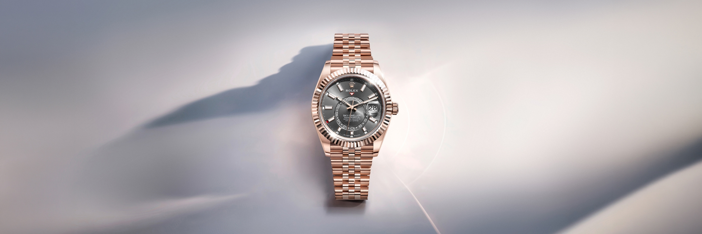 rolex-collection_banner-sky-dweller-cover-m336935-0008-landscape_1