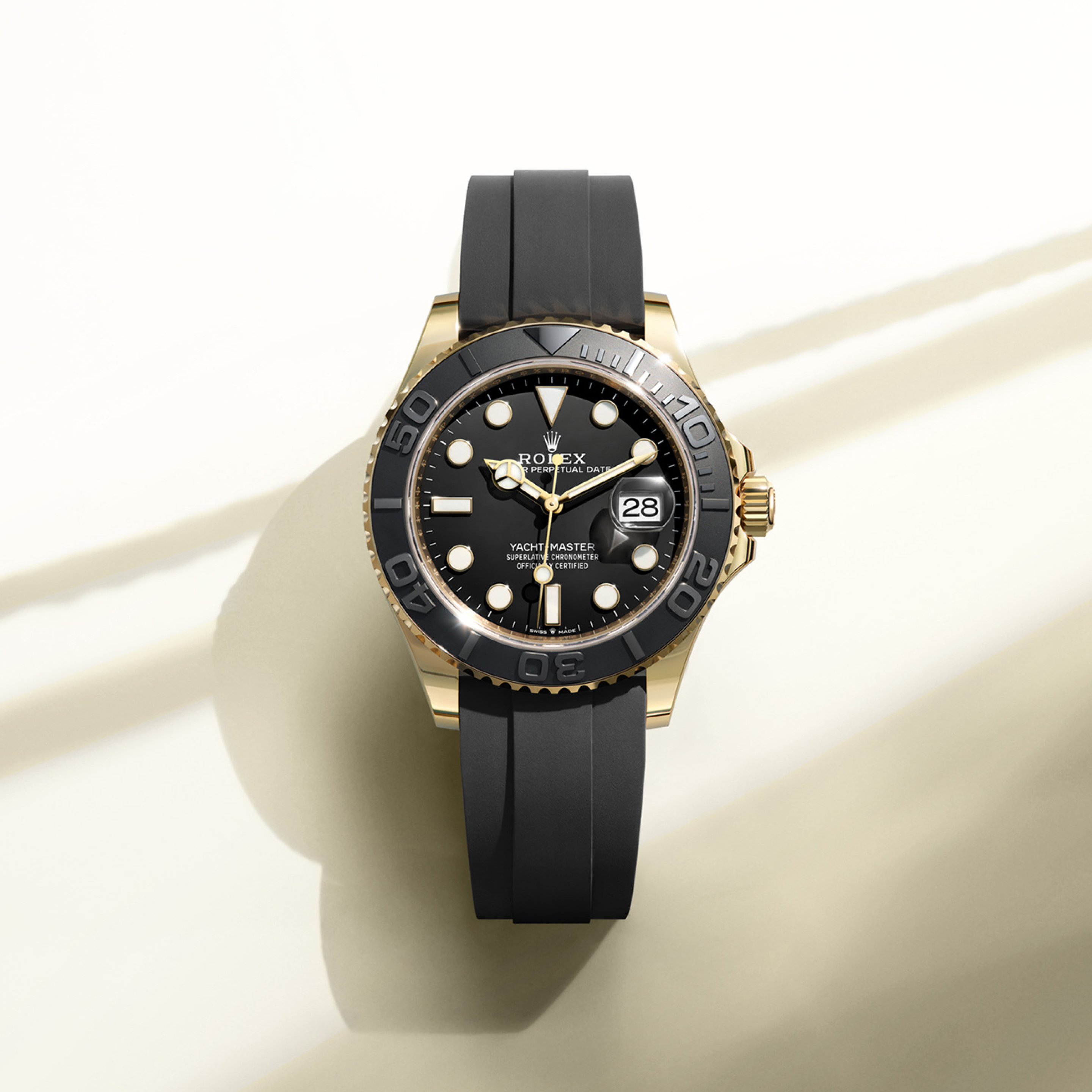 rolex-collection_banner-yacht-master-cover-m226658-0001-portrait_2